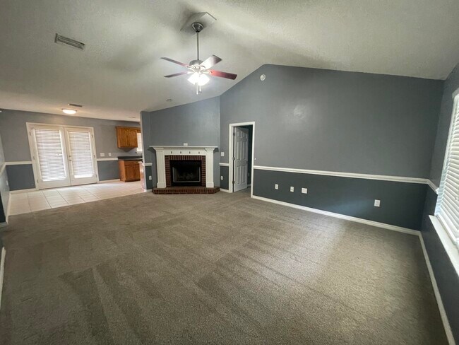Foto del edificio - 3007 Pine Lake Ct