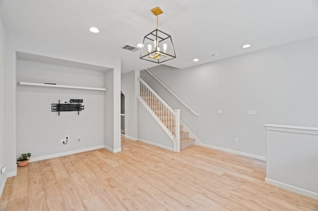 Building Photo - ONE OF THE FINEST LOCATIONS IN RIVERMARK! TASTEFULLY UPDATED | THE PARK PLAN I