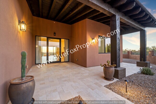Foto del edificio - 13037 N Red Quail Pl