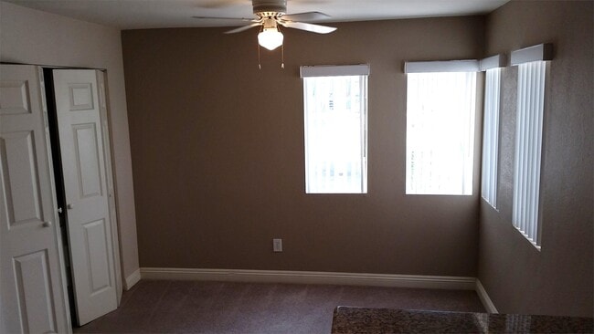 Foto del edificio - 6500 W Lake Mead Blvd