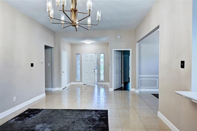 Foto del edificio - 21115 Rushing Creek Ln