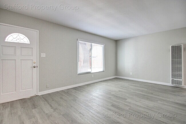 Foto del edificio - 4341 Hamilton St