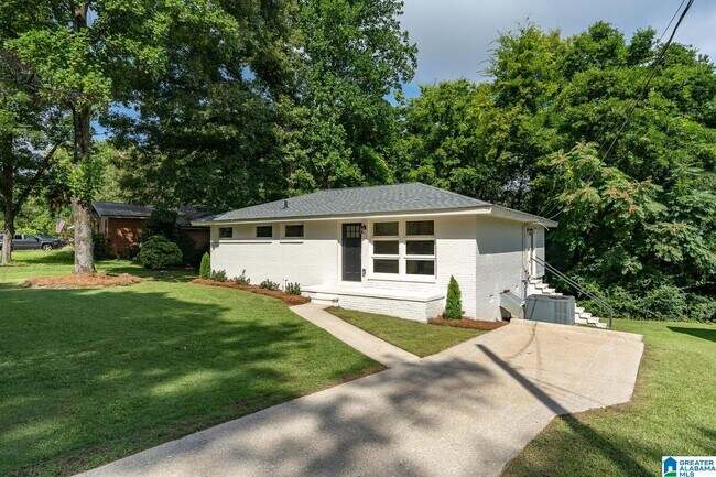 Building Photo - 5196 Scenic View Dr