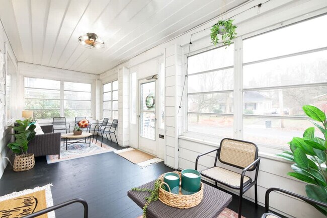 Foto del edificio - 713 Crosby St