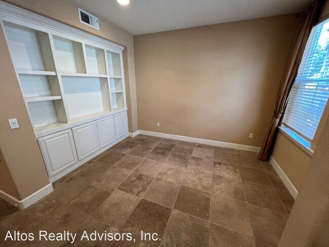 Building Photo - 3 br, 2.5 bath House - 486 Virginia Pine T...