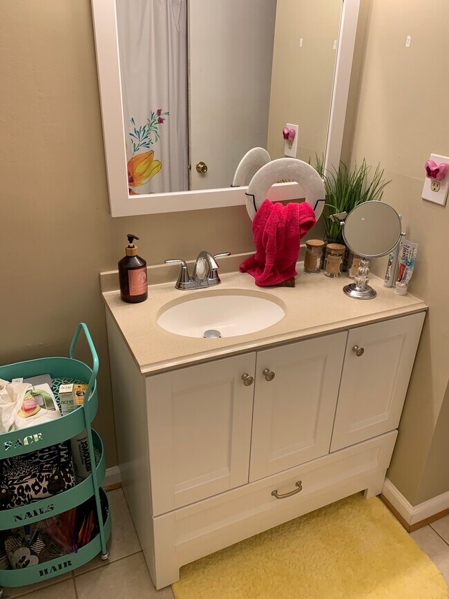 Hallway Bathroom - 11230 Cherry Hill Rd