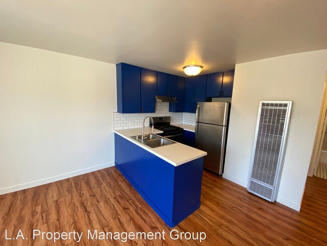 Foto del edificio - 4226 Stillwell Ave
