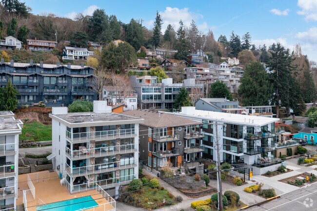 Foto del edificio - 2112 Alki Ave SW