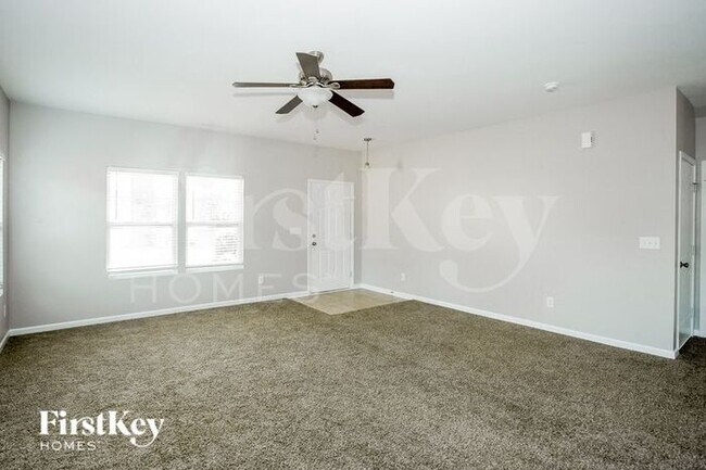 Building Photo - 12888 Brandenburg Lane