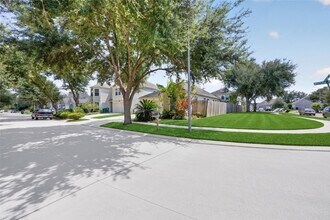 Building Photo - 12835 Wisteria Park Dr