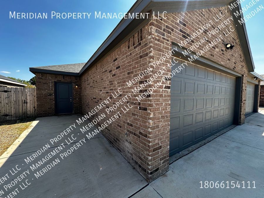 Primary Photo - Three bed, Three bath Near TTU