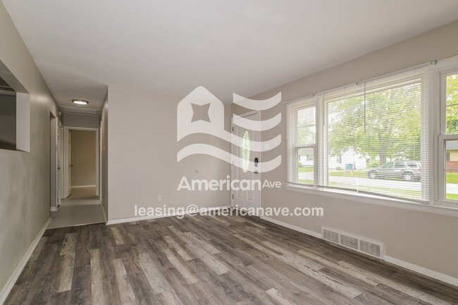 Building Photo - 1444 Fairmeadows Ln