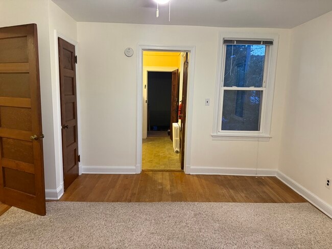 Livingroom - 3206 Shepherd St