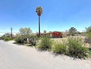 Building Photo - 3236 Titanic Ave