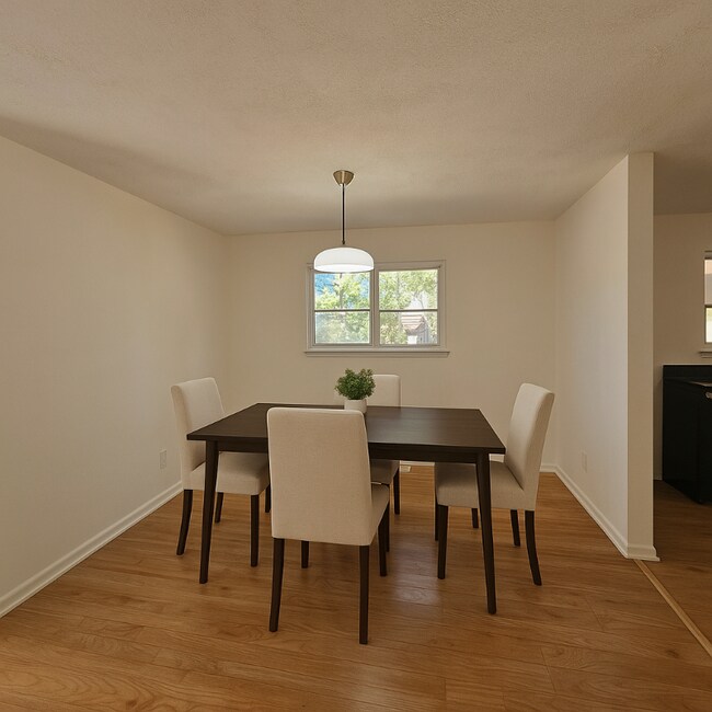 Foto del edificio - 5376 Princess Anne Rd