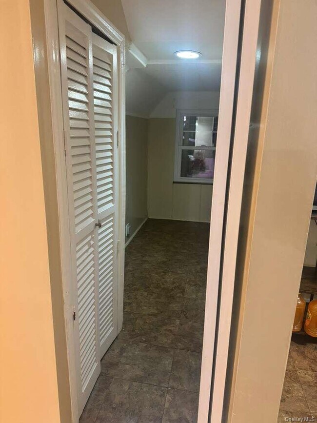 Foto del edificio - 108 Roberta St