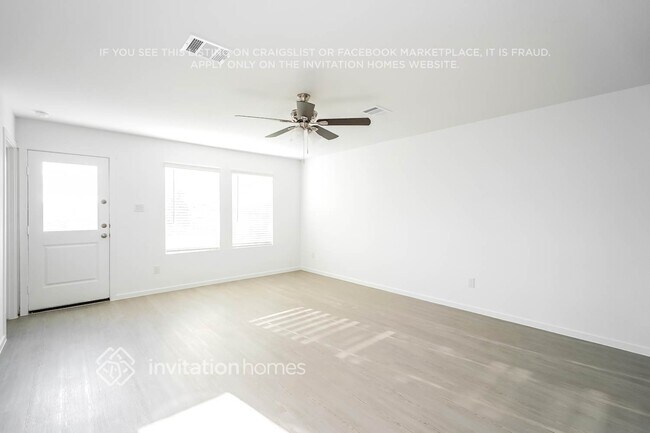 Building Photo - 9612 Verite St