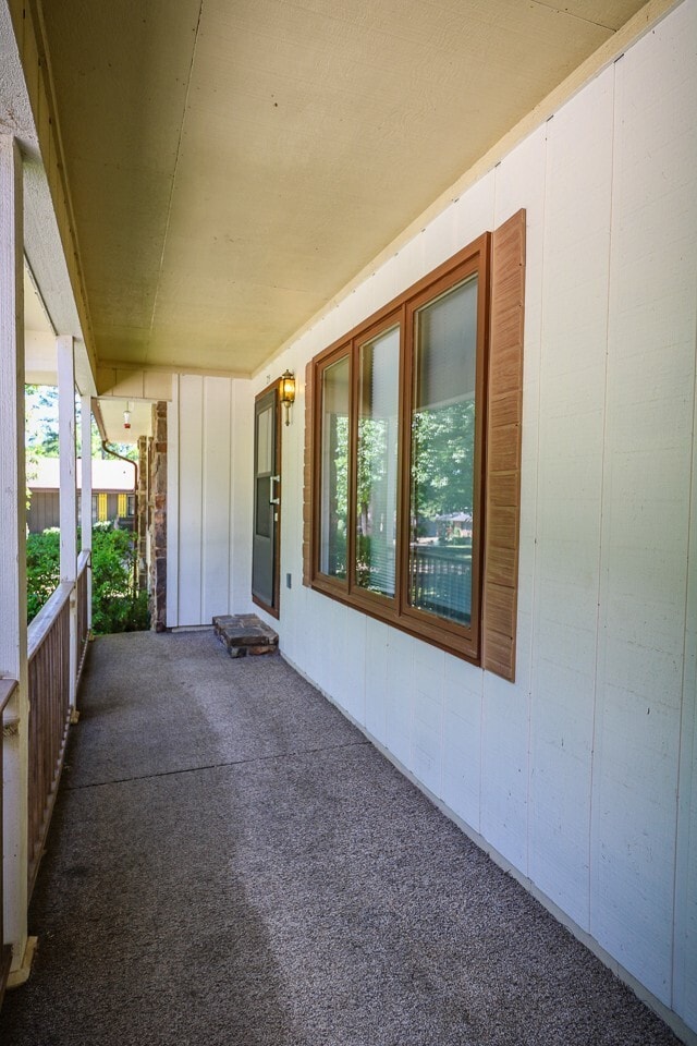 Building Photo - Two Bedroom, 2 Bath, 1-Car Garage, 1179 sq ft feet home with wood burning fireplace. and screened...