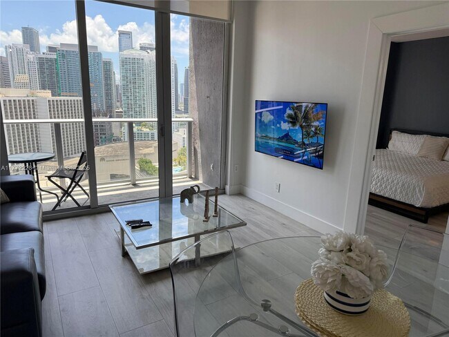 Foto del edificio - 151 SE 1st St