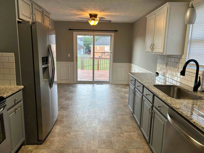 Foto del edificio - 504 Elleigh Way