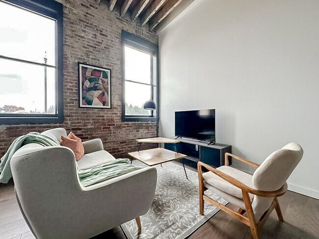 Foto del edificio - 403 W 4th St N