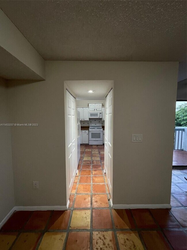 Building Photo - 8271 SW 157th Ave