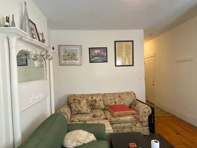 Foto del edificio - 73 Brighton Ave