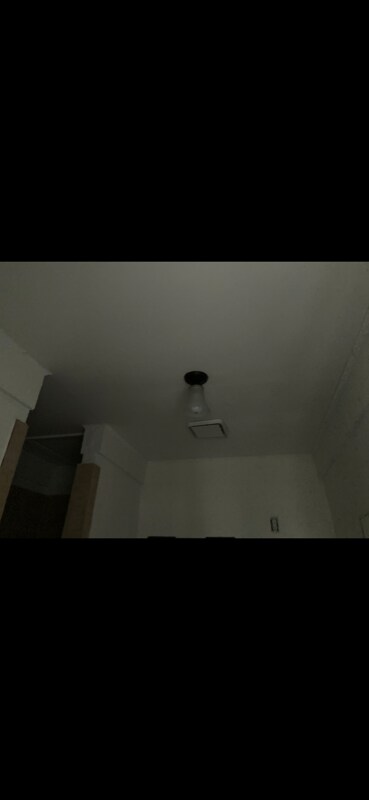 Foto del edificio - 904 E Lucas Ave