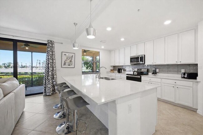 Foto del edificio - 10792 Tarflower Dr