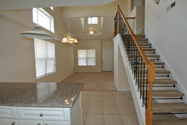Building Photo - 4031 Arbor Green Way