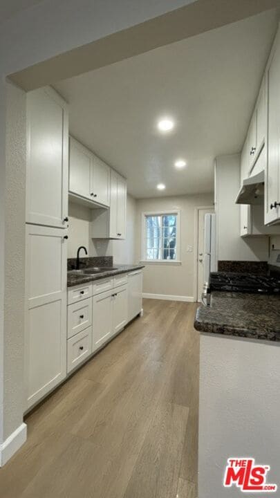 Building Photo - 4110 Ocean View Blvd