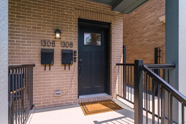 Foto del edificio - 1308 Forsythe Ave
