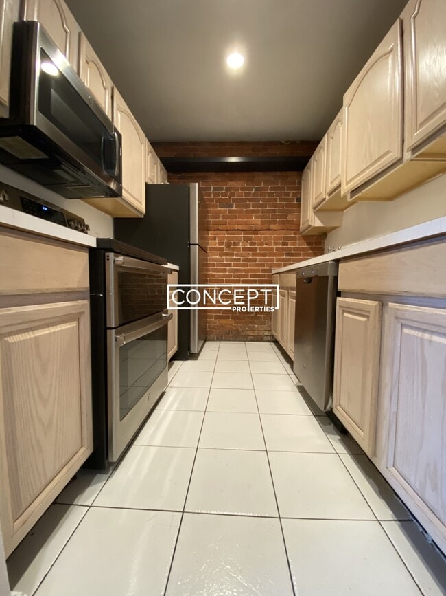 Foto del edificio - 1750 Washington St