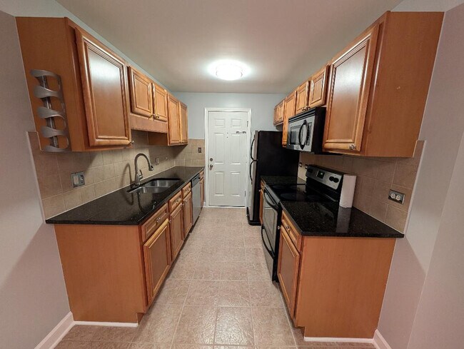 Foto del edificio - 10620 Brooks Ln