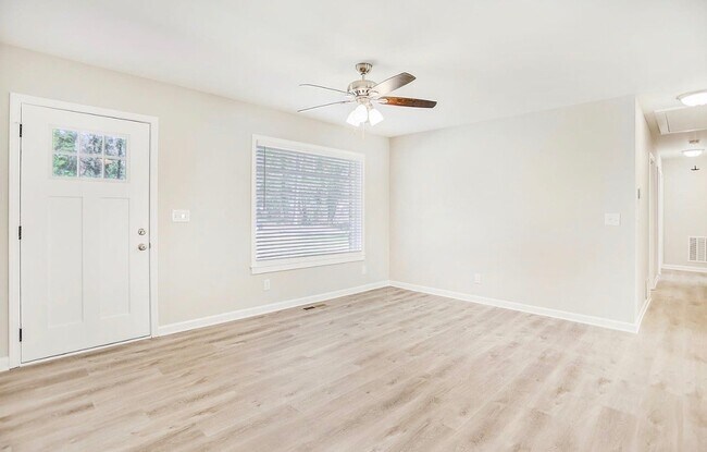 Foto del edificio - 3068 Rollingwood Ln SE