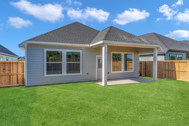 Building Photo - 16035 Bishops Cap Way