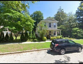 Building Photo - 332-334-334 Cincinnati Ave