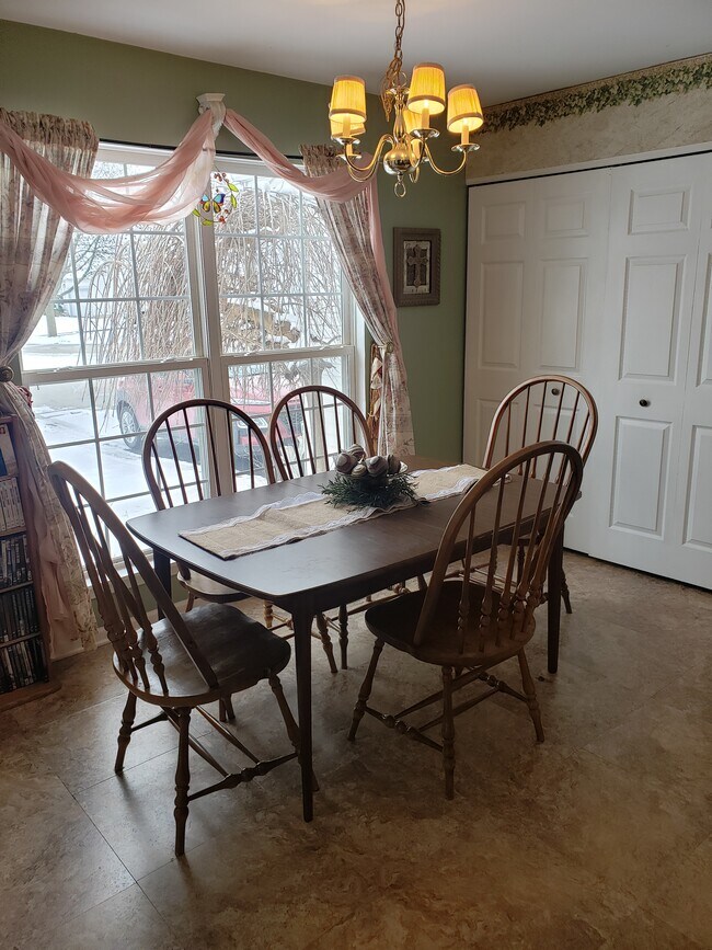 Foto del edificio - 21752 Ives Ct