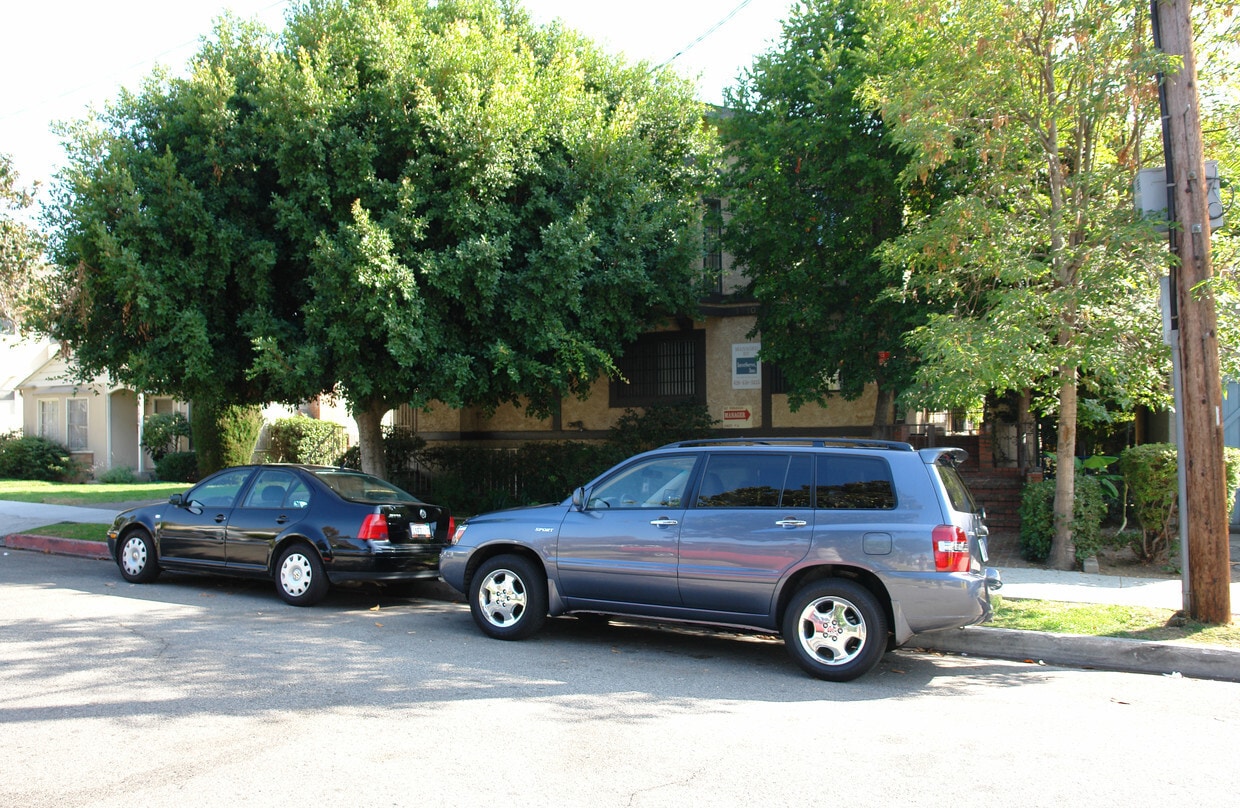 Building Photo - 1410 Barringon Way Apartments