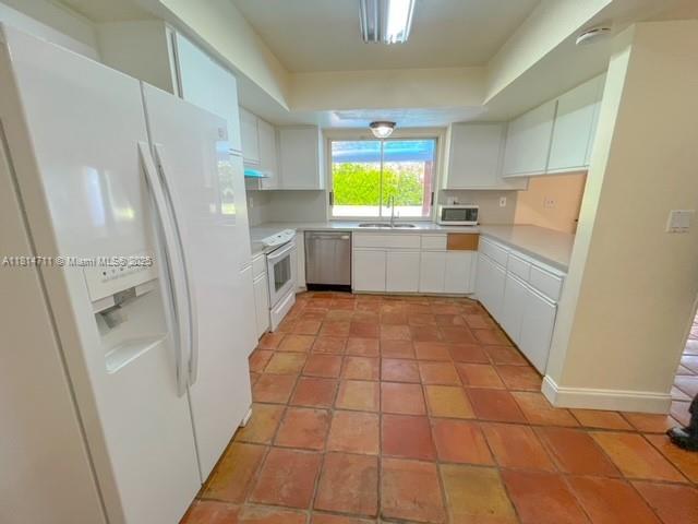 Foto del edificio - 7485 SW 126th St