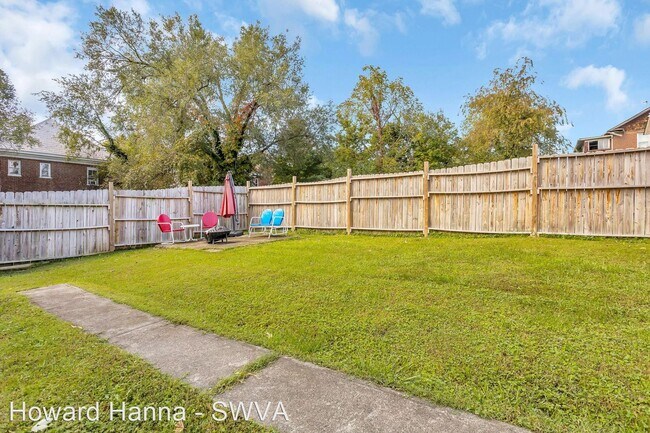 Foto del edificio - 3 br, 1 bath House - 2116 Hanover Avenue NW