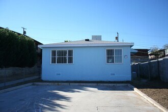 Building Photo - 391 N 15th St