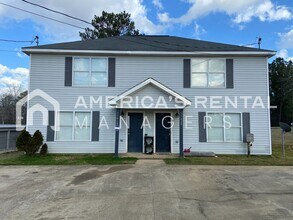 Building Photo - 11418 Oak Arbor Way