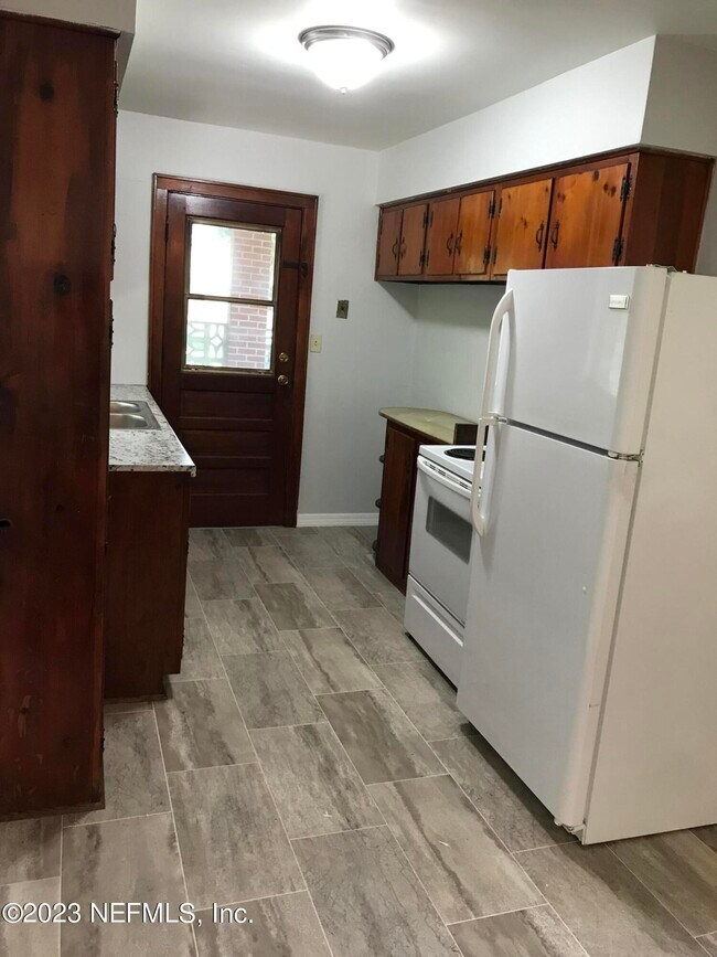 Foto del edificio - 205 Ivy St