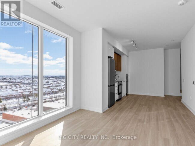 Photo du bâtiment - 9751 Markham Rd