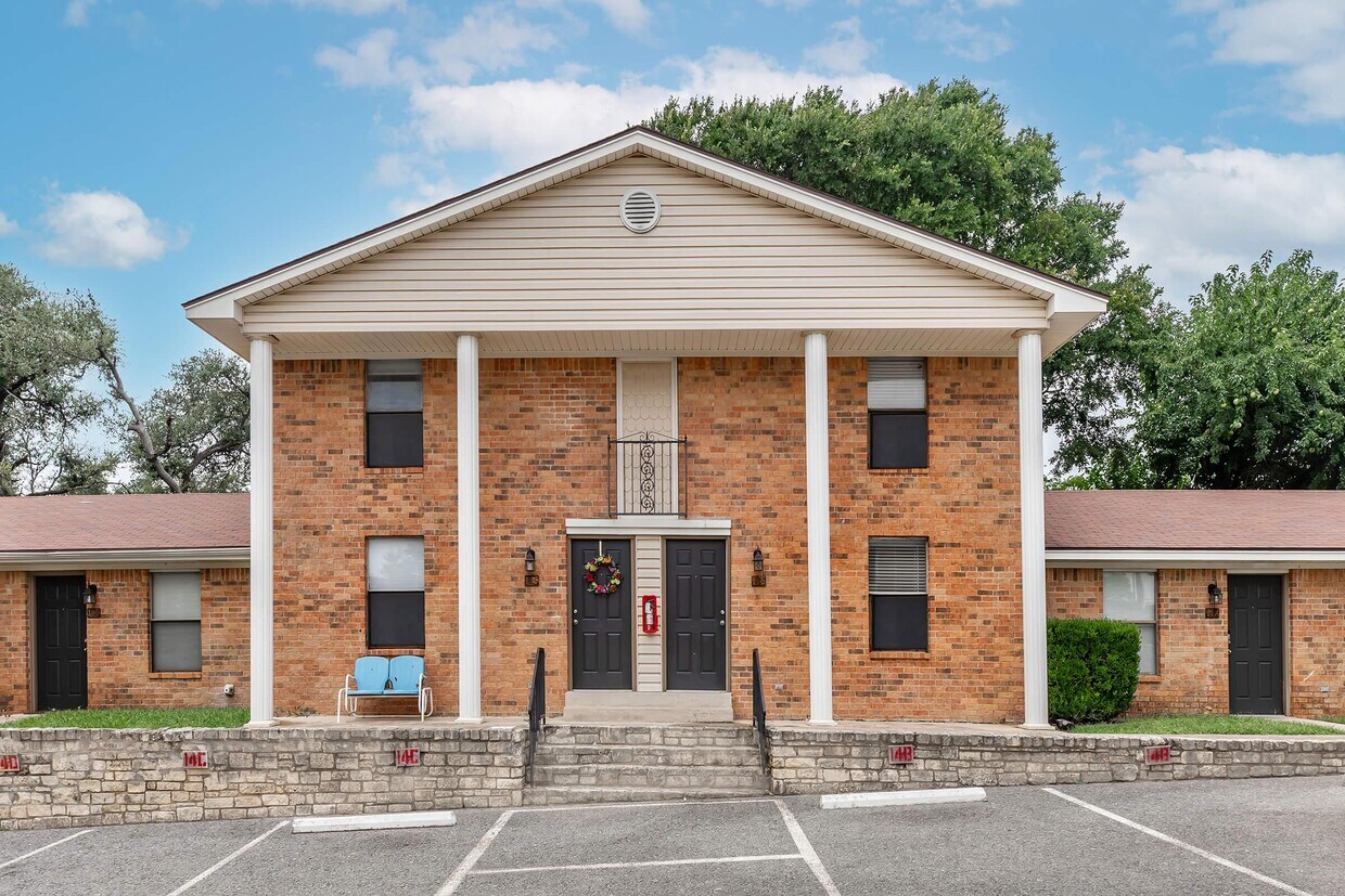 Foto principal - Hunnington Townhomes