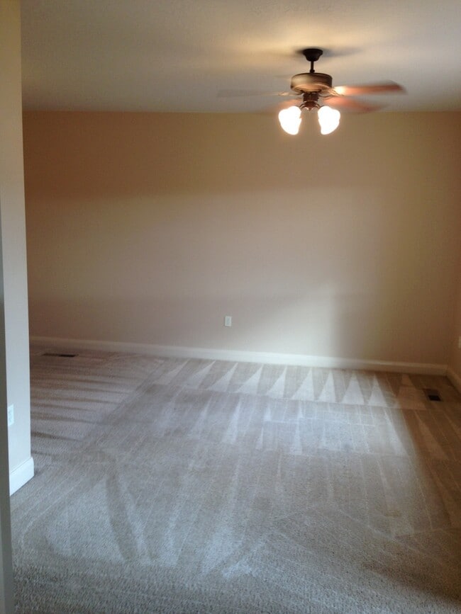 Building Photo - Nice Apartment In Washington