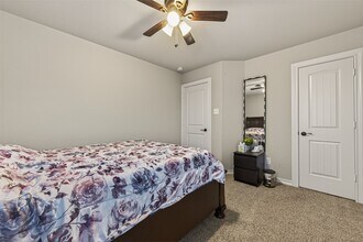 Building Photo - 2310 Shannon Ct