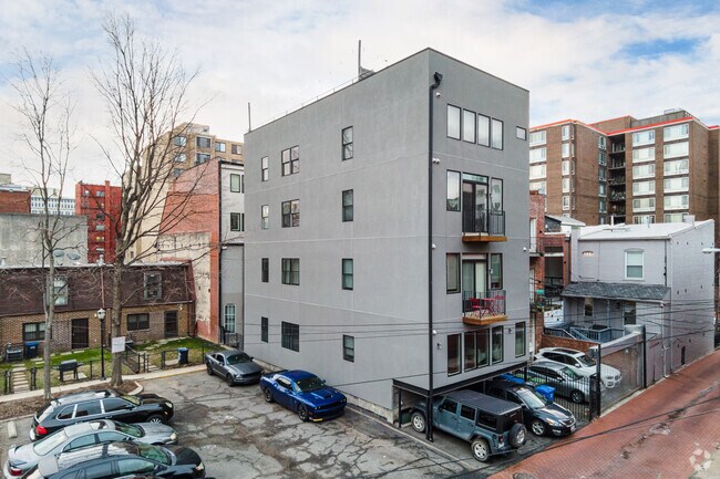 Building Photo - The Standard Eleven