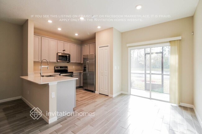 Foto del edificio - 13290 Shore Grass Dr